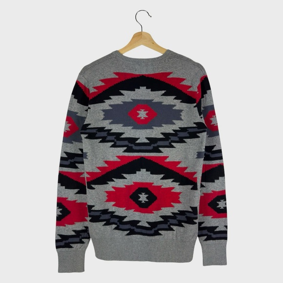 21 Men American Brand Multi-Color Geometric Pattern Sweatshirt - Picture 2 of 9
